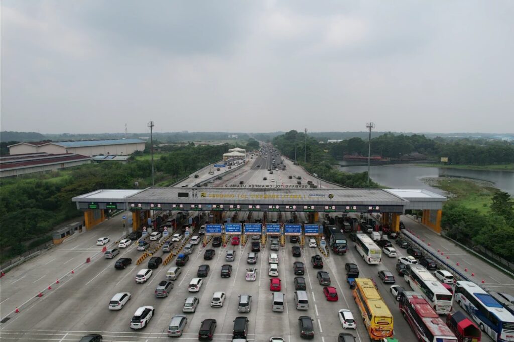 Ilustrasi arus mudik via jalan tol. | Dokumentasi Jasa Marga