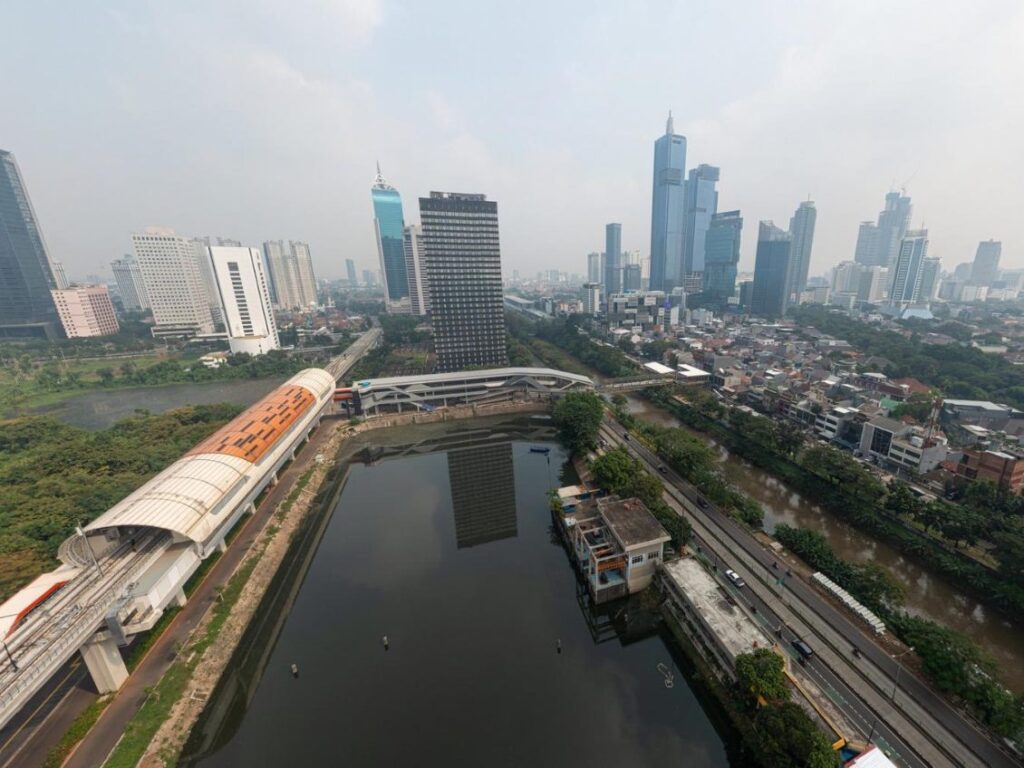 Jembatan Penyeberangan Multiguna (JPM) Serambi Temu Dukuh Atas Jakarta (Foto: Dokumentasi MRT Jakarta)