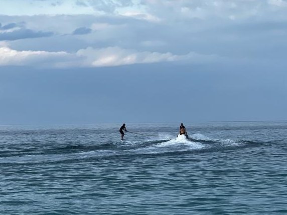 Salah satu pantai di Mentawai. (Foto: Yamesri)