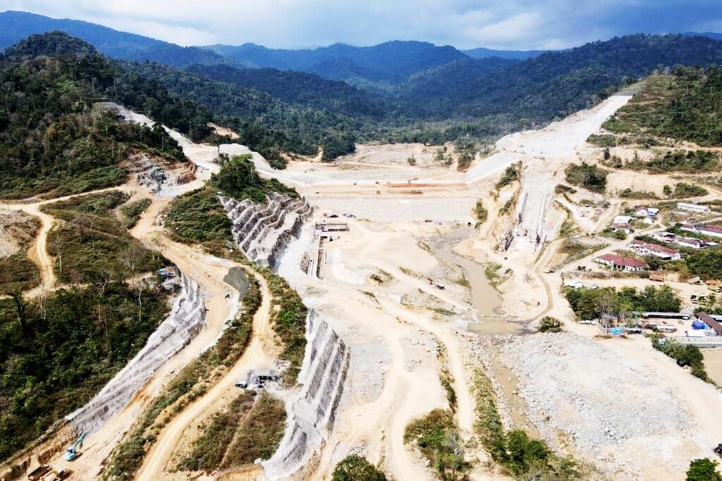 Pembangunan bendungan. | Dok. PUPR