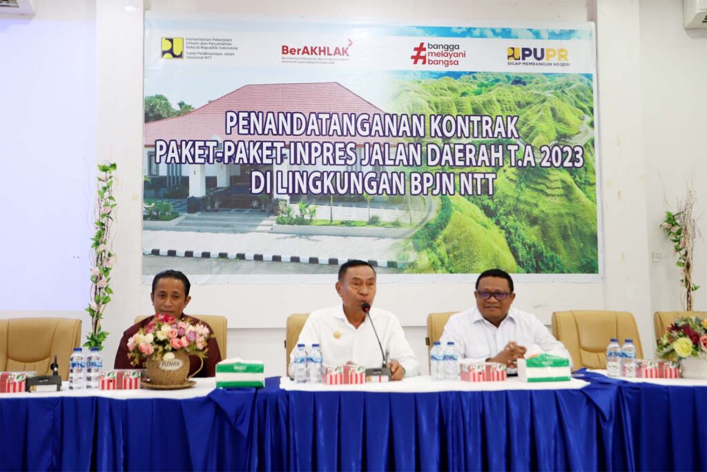 Penandatanganan Kontrak Paket IJD di NTT. | Dok. BPJN NTT