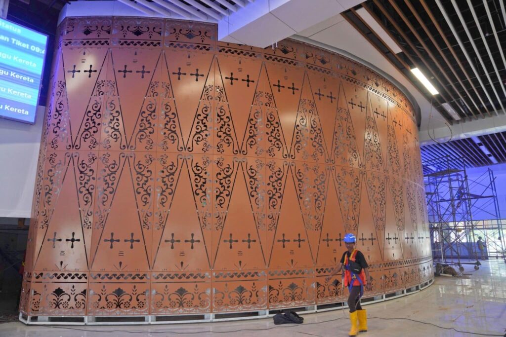 Stasiun-stasiun Kereta Cepat Jakarta-Bandung akan bermotif budaya Indonesia. | Dok. KCIC