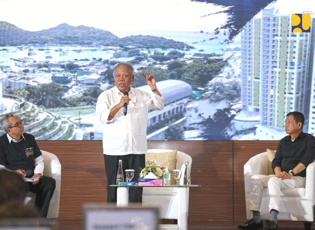 Menteri PUPR Basuki Hadimuljono dan Ignasius Jonan | Dokumentasi PUPR