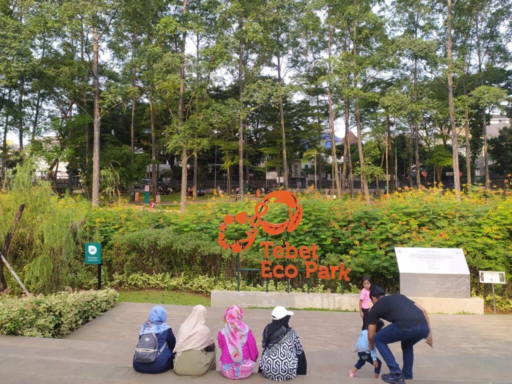 Tebet Eco Park. | Majalah Lintas/Agustinus Mendrofa