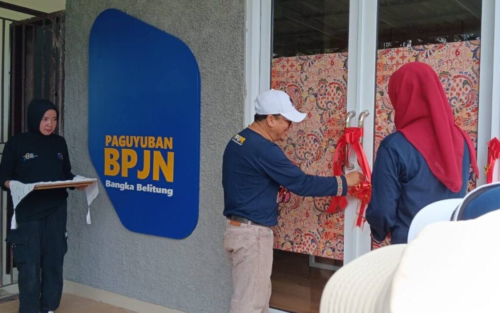 Kepala BPJN Babel Dadi Muradi meresmikan Gedung Paguyuban. | Majalah Lintas/Edwan Ruriansyah