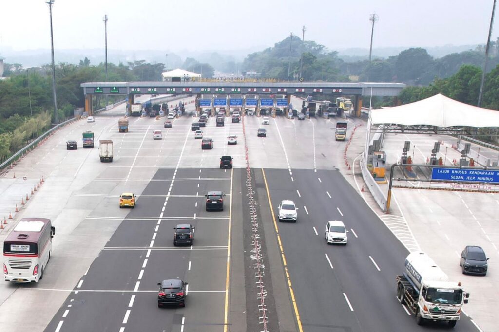 Diskon Tarif Tol Saat Mudik Lebaran 2025: Kebijakan dan Jadwalnya