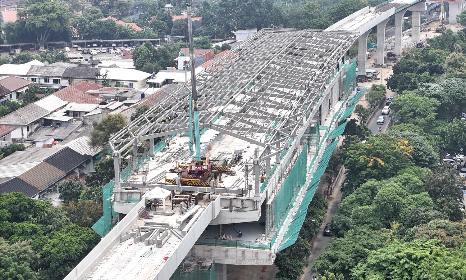 2410 Progres pembangunan LRT Jakarta Fase 1B rute Velodrome – Manggarai telah mencapai 75,55 persen. -istimewa- LRT Jakarta Fase 1B Ditarget Rampung Akhir 2025, Progres Capai 75 Persen