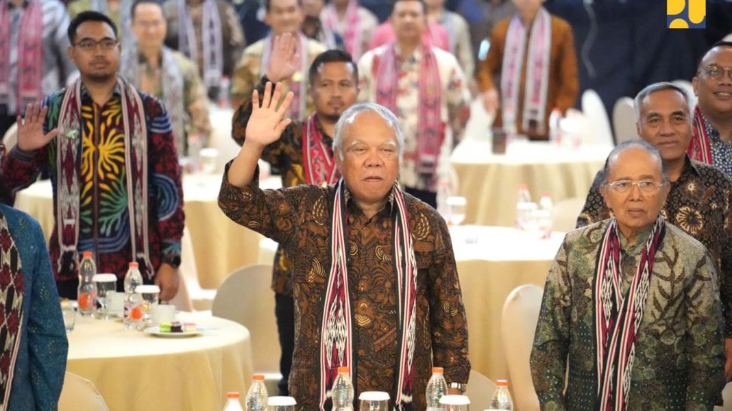 Basuki Hadimuljono dalam Harmony Night di ulang tahun ke-50 AKI, Senin (2/10/2023). | Dok. KemenPUPR