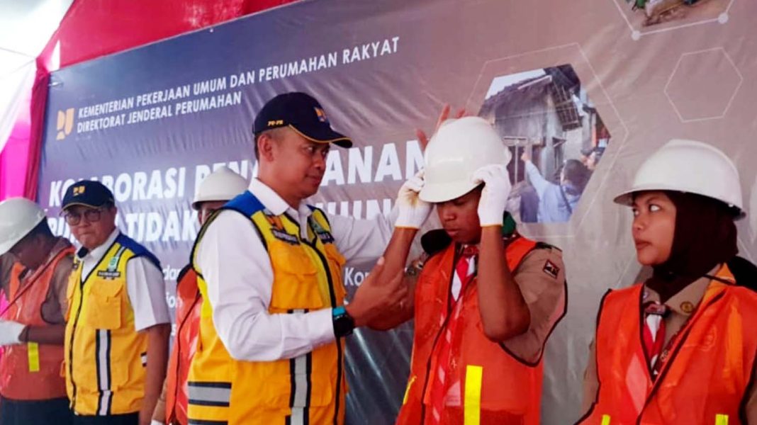 Pembekalan dilaksanakan kepada 130 anggota Pramuka sejak Senin, 14 Agustus 2023, berupa pembekalan teknis dan On Job Training yang terbagi di dua angkatan, Selasa-Rabu (15-16/8/2023). | Dok. KemenPUPR