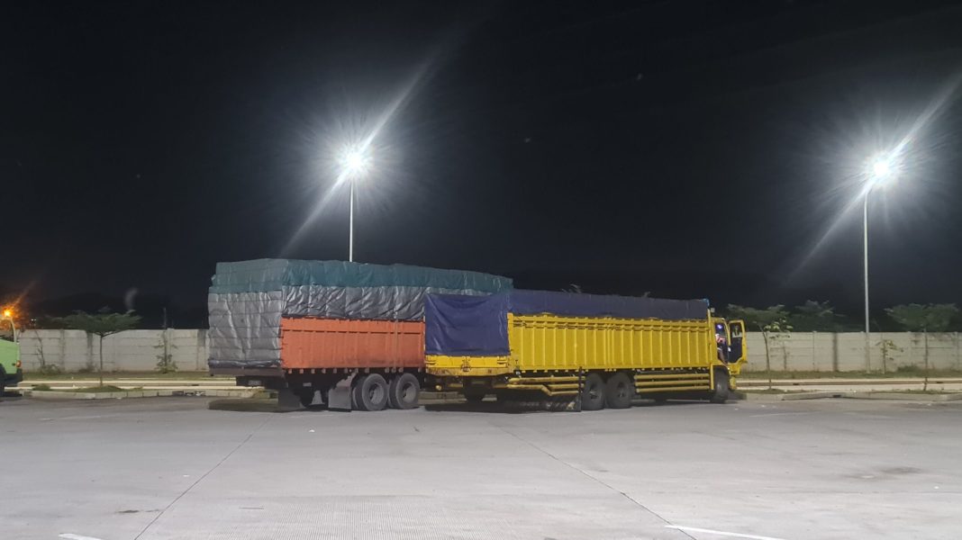 Kendaraan yang terdeteksi Over Dimention Over Loading (ODOL). Foto : Majalah Lintas/ M. Alif Syahdila R