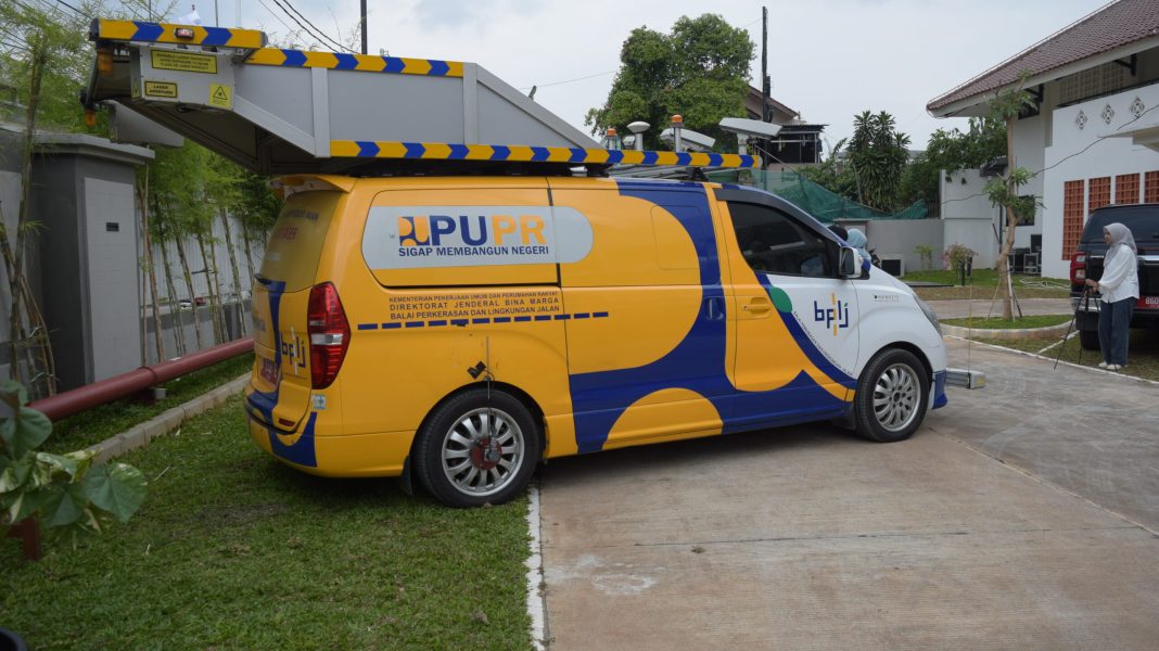 Mobil Hawkeye berfungsi mengumpulkan data lalu lintas dan kondisi jalan dengan cepat dan akurat. Dok : LINTAS/Ruly S.