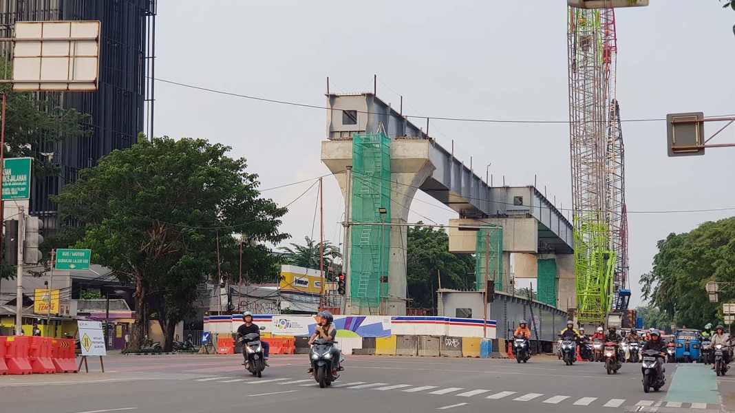 Pembangunan jalur LRT Velodrome-Manggarai4
