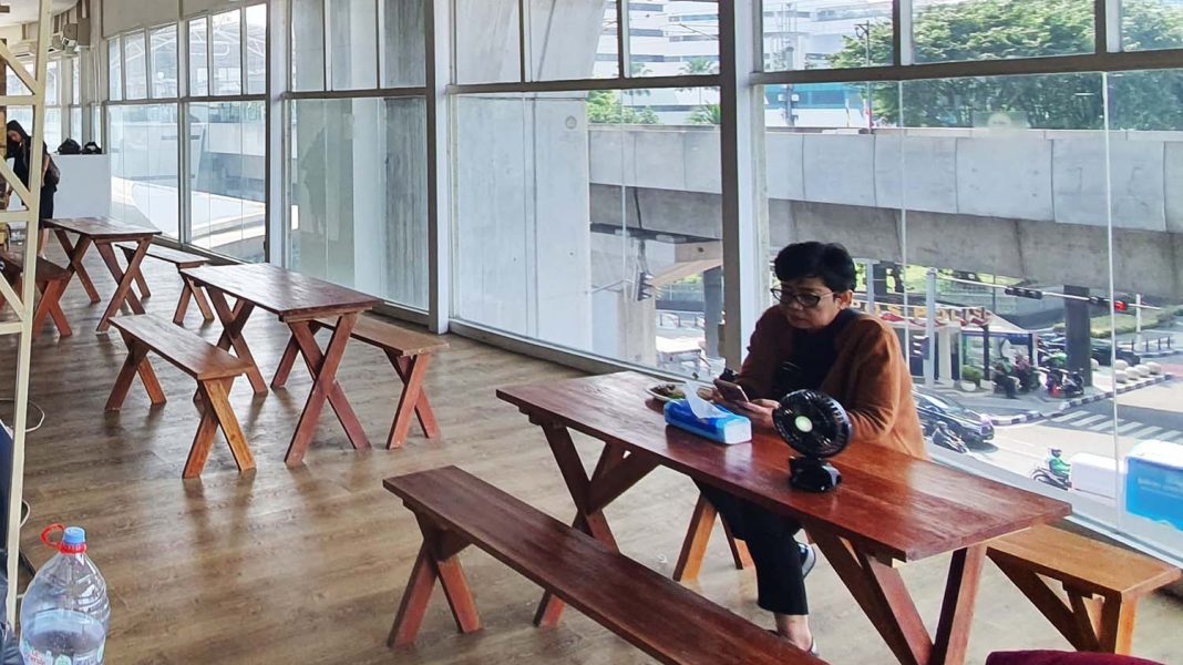 UMKN Jualan halte di CSW_4