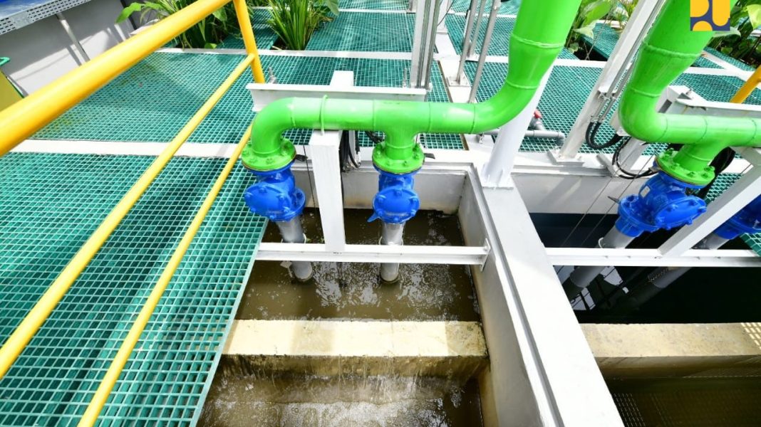 SPALD-T Bambu Kuning, Pekanbaru, terlihat sedang dioperasikan untuk mengolah air limbah. Presiden Jokowi meresmikan SPALD-T ini pada Jumat (31/5/2024). | Dok. Kementerian PUPR